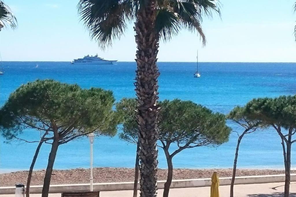 T3 Sur La Plage Vue Feerique Mer,Wifi, Parking Inclus , Clim Ла-Сьота Экстерьер фото