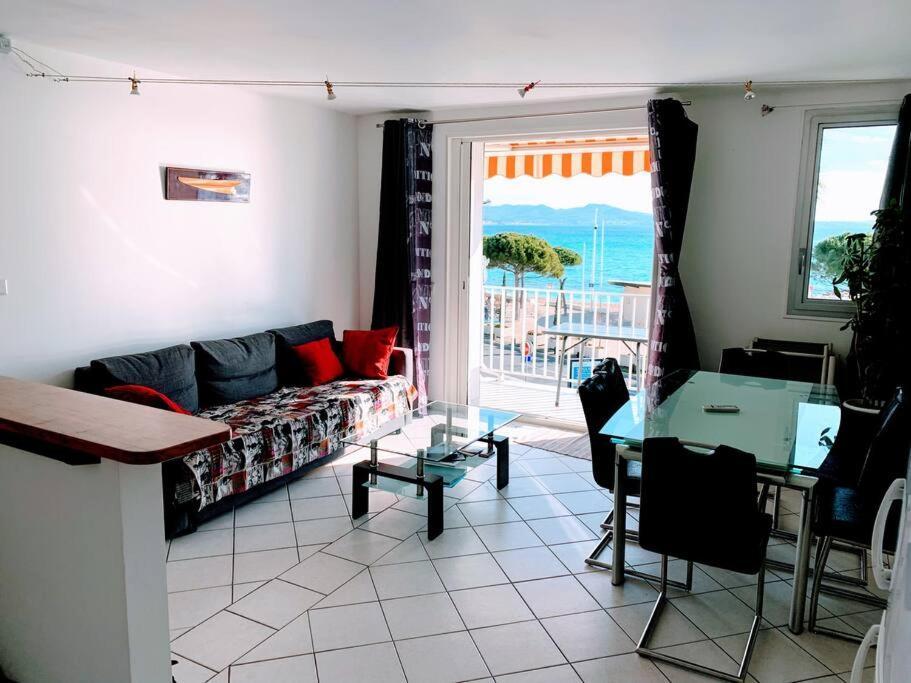 T3 Sur La Plage Vue Feerique Mer,Wifi, Parking Inclus , Clim Ла-Сьота Экстерьер фото