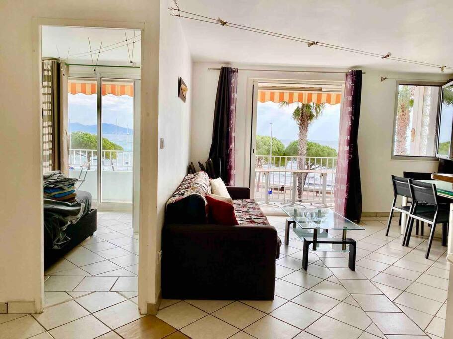 T3 Sur La Plage Vue Feerique Mer,Wifi, Parking Inclus , Clim Ла-Сьота Экстерьер фото