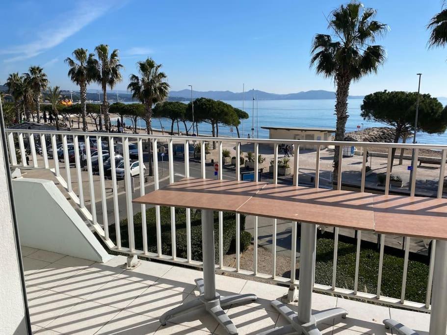 T3 Sur La Plage Vue Feerique Mer,Wifi, Parking Inclus , Clim Ла-Сьота Экстерьер фото