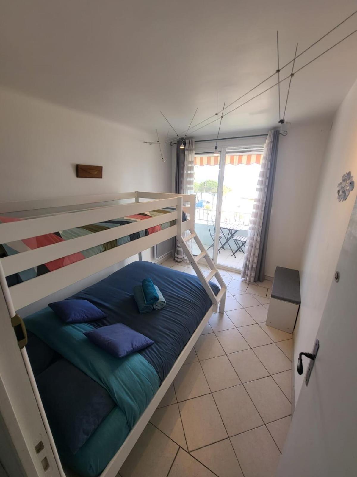 T3 Sur La Plage Vue Feerique Mer,Wifi, Parking Inclus , Clim Ла-Сьота Экстерьер фото